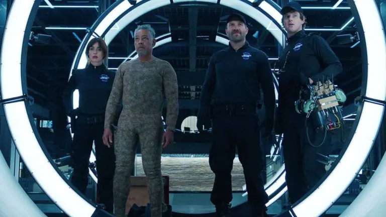 Caleidoscopio, así es la serie de los 40.000 finales que no te podes perder y genera furor en Netflix