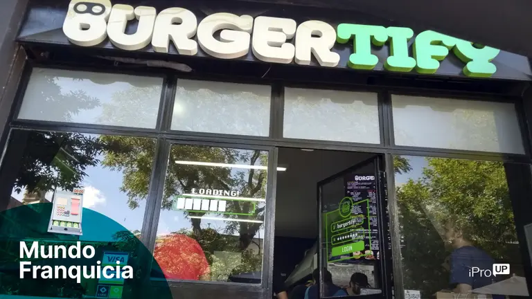 Invertí en la hamburguesería más innovadora: cuánto sale poner un local de Burgertify y plazo de retorno