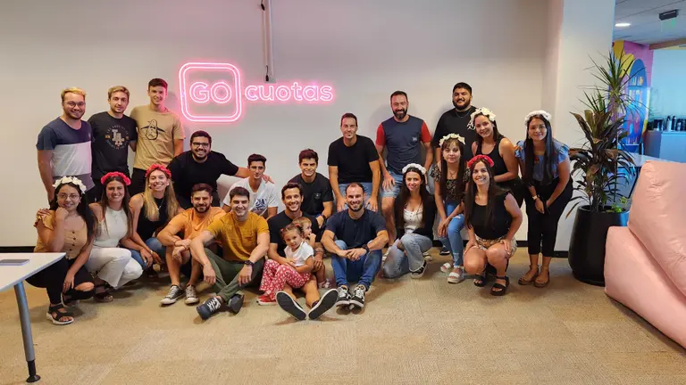 Pagar y cobrar en cuotas con débito: ¿cómo es la apuesta de la startup fintech que crece 500% anual?