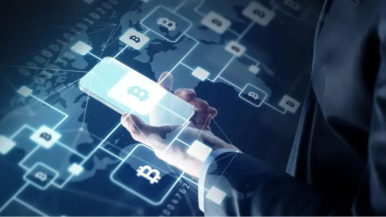 Monedero inactivo de Bitcoin despierta después de cinco años: ¿Impactó en la gran caída del precio de BTC?