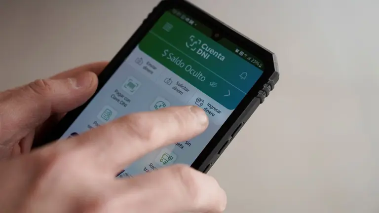 Paso a paso, cómo ingresar dinero a Cuenta DNI desde cualquier cuenta bancaria o billetera digital