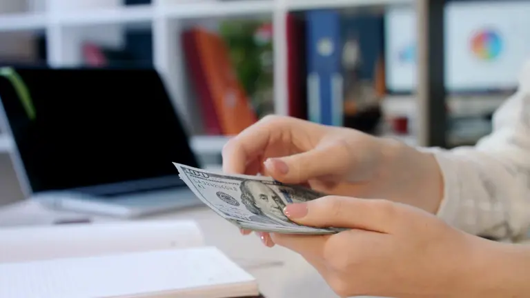 Fin del cepo: se derrumba la demanda de dólares en los principales bancos nacionales