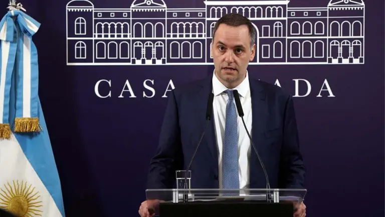 Habló Manuel Adorni: estas son las tres medidas centrales que tomará el Gobierno