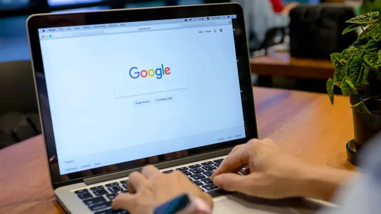 Con esta nueva herramienta, en un solo click, podrás mejorar tu seguridad en Google