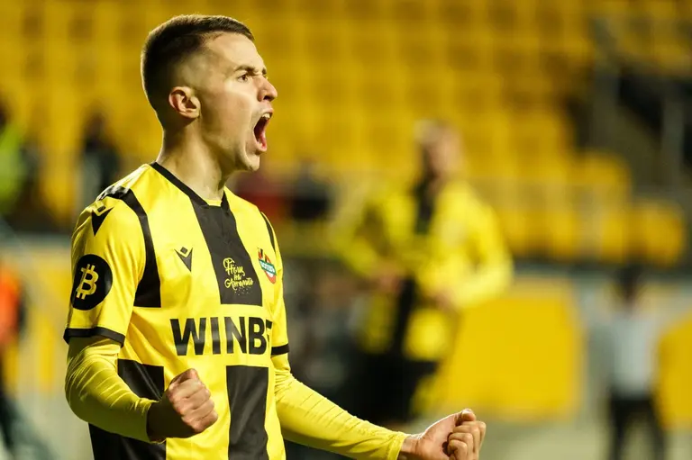 Una importante empresa se asocia con un club de fútbol para impulsar la adopción de Bitcoin