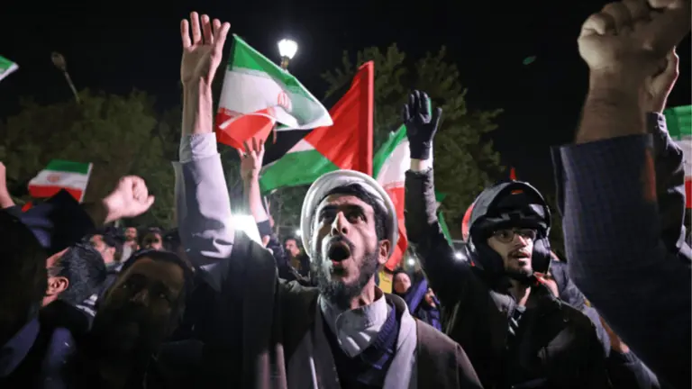 Irán ataca a Israel: por qué el caos favorecería a Bitcoin, según reconocidos analistas