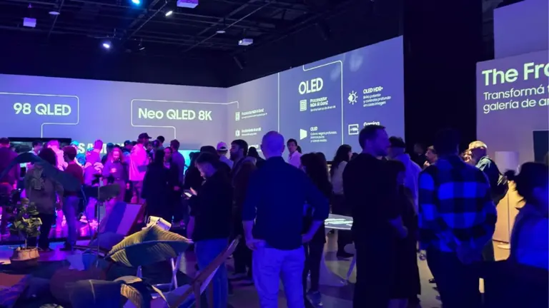 Samsung lanza su nuevo portfolio de pantallas premium: ofrece cuotas, plan canje y estos beneficios