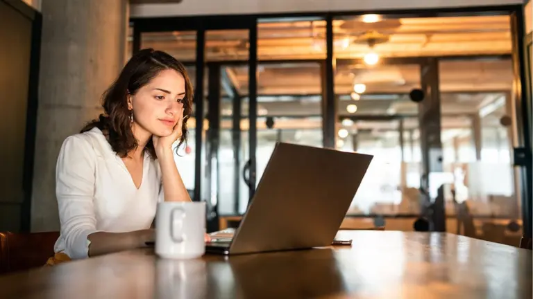 Operaciones bancarias: todo lo que hay que saber antes del fin de semana XL