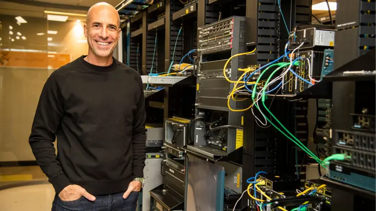 Es argentino y fundó la primera startup de tecnología cuántica de Latam: planea facturar u$s5M en 2025