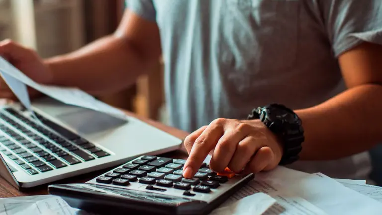 El Gobierno prorrogó el blanqueo: qué se puede hacer y qué no tras la extensión de la primera fase