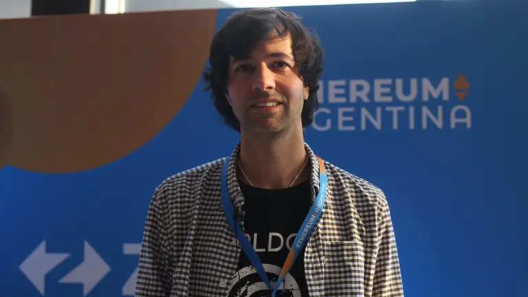 Worldcoin responde a las polémicas y hace un mea culpa: "Hay que seguir abriendo el sistema"