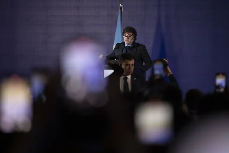 Polémica por la criptomoneda que promocionó Milei: qué dijo la empresa que la creó