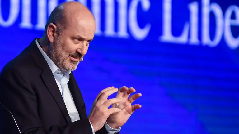 El Gobierno implementará desregulaciones, según reveló Sturzenegger: ¿Cuáles serán?