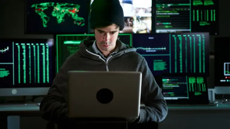 Hacker ético: cuál es el rol de este nuevo personaje que todas las empresas buscan