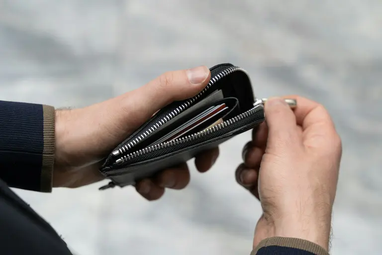 Aumenta el sueldo mínimo: a cuánto llega el Salario Mínimo, Vital y Móvil en octubre 2024