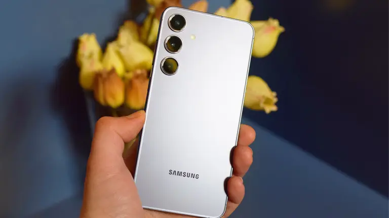 Mientras el foco se encuentra en el iPhone 16, se filtra cómo será el nuevo Samsung S24 FE