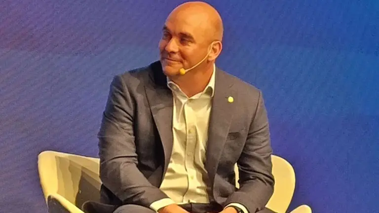 ¿Darías tus datos de ARCA o el banco?: el plan del BCRA que redefine créditos y el uso de cripto en home banking