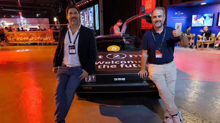 Con "banca" de Telefónica y BBVA, llega a la Argentina la exchange cripto más grande de España