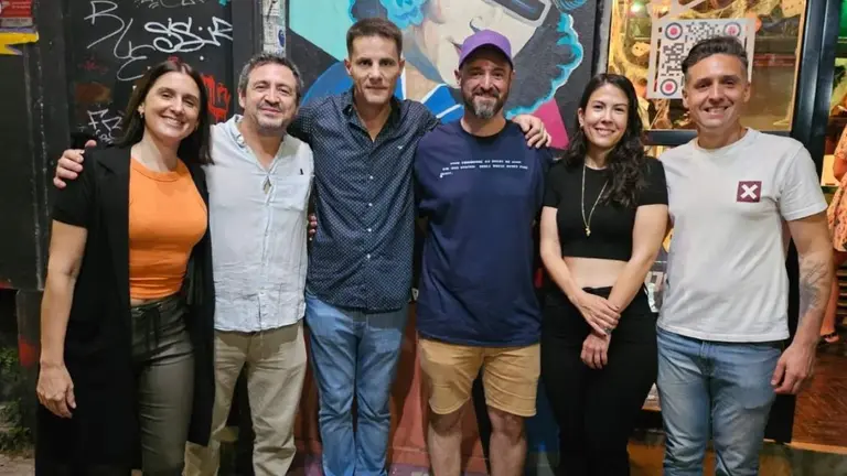 El "club de barrio 3.0" que busca crear la primera IA 100% argentina: así es el Club Argentino de Tecnología