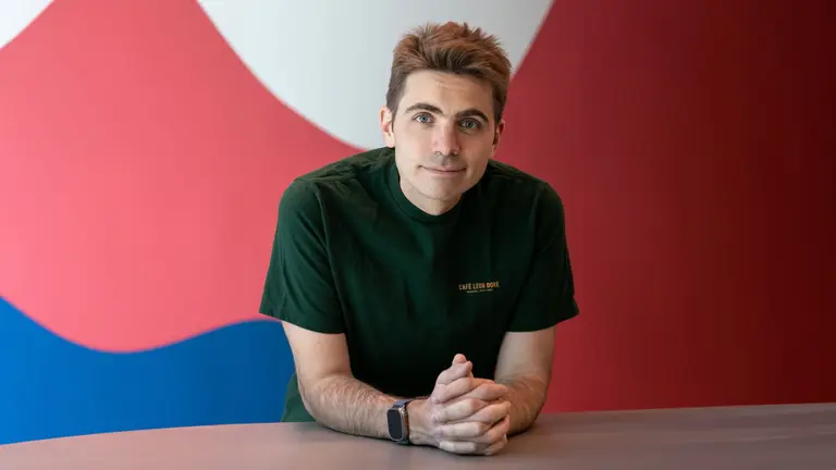 Ualá cierra ronda de inversión por u$s300 M e inaugura sus oficinas junto a Javier Milei