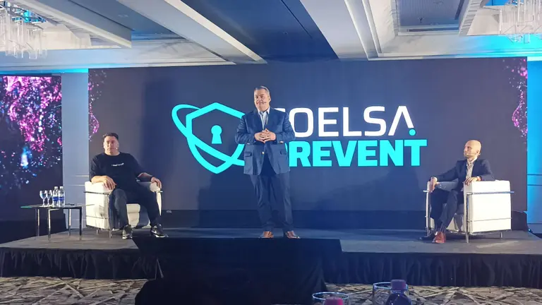 Estafas en billeteras virtuales y bancos: cómo es el nuevo sistema argentino que las frena en tiempo real