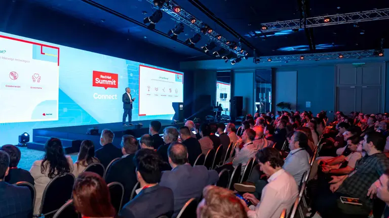 Inteligencia artificial, en empresas y gobiernos: cuál es la solución "a medida" que revoluciona la región