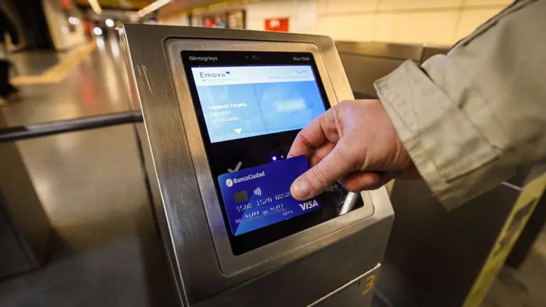 Transporte sin costo: cómo acceder 100% gratuitos a través de bancos y billeteras