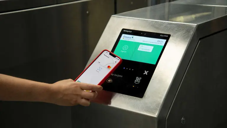 Con las tarjetas de qué billeteras y bancos podés pagar con Google Pay tus compras y transporte