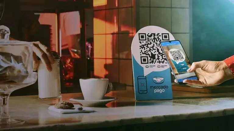 Mercado Pago permitirá a los turistas argentinos abonar con la billetera digital en Uruguay