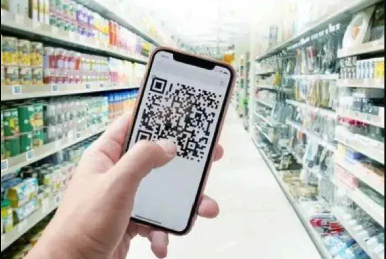 Pagos con QR: El uso de efectivo en supermercados alcanzó su mínimo histórico