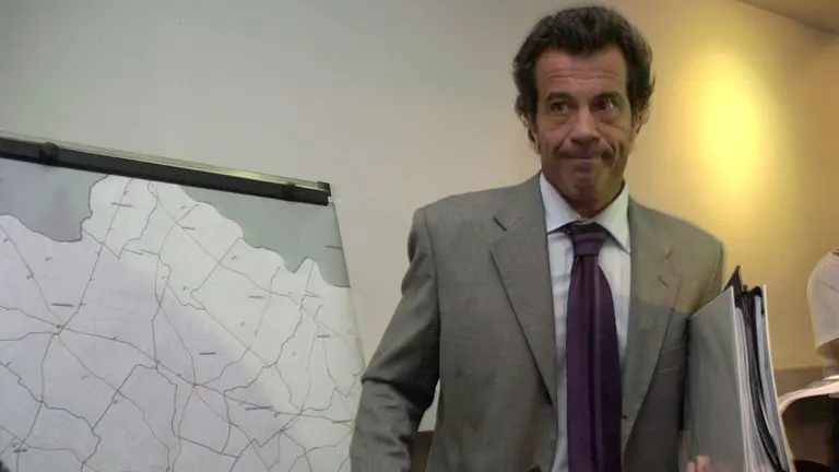 ¿Quién es Paul Starc, el nuevo presidente de la UIF que designó el Gobierno?