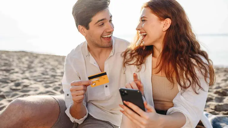 Vacaciones en "modo ahorro": las billeteras te regalan hasta $15.000 por compra en destinos turísticos