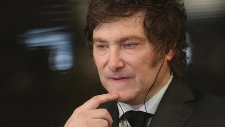 Billeteras virtuales, en riesgo: un decreto de Javier Milei puede salvar o hundir a varias fintech