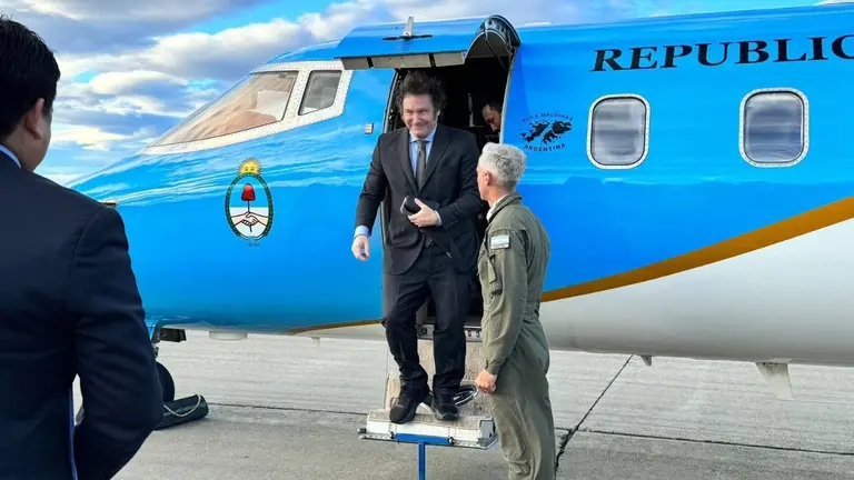 En medio del escándalo $Libra, Javier Milei viaja a Estados Unidos: ¿cuál es su agenda?