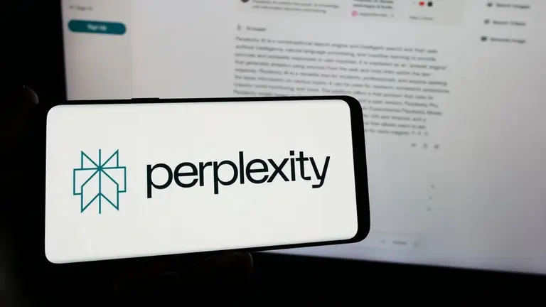 Oferta imperdible para los amantes de la IA: ¿cómo obtener Perplexity Pro gratis durante un año?