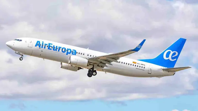 Pagos más flexibles: ahora Air Europa permite pagar con varias tarjetas y en grupo