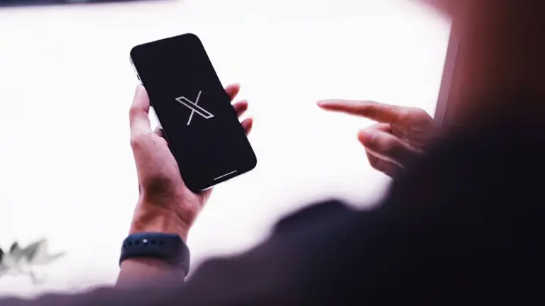 X está a nada de convertirse en una súper app: billetera, pagos, trading e inversiones