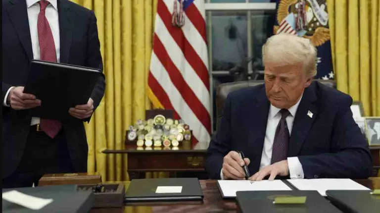 Estados Unidos aprueba la ley más importante para las cripto: Bitcoin busca romper resistencia clave