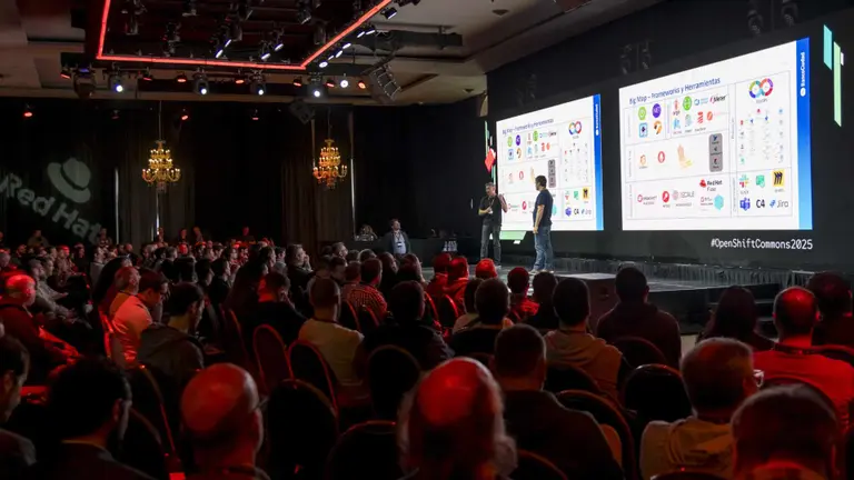 El código abierto lidera la nueva era digital: lecciones del Red Hat OpenShift Commons Gathering