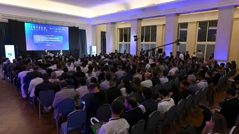 Buenos Aires será la segunda parada de los Fintech Meetups 2025: agenda y speakers