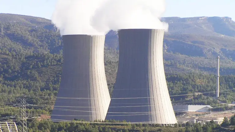 Meta respalda una planta nuclear en EE.UU. para alimentar sus centros de inteligencia artificial