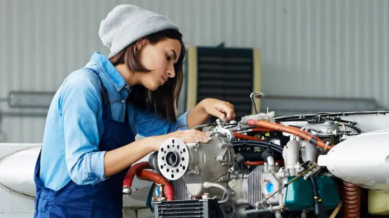 Tras el hito de los estudiantes del ITBA: ¿Donde estudiar Ingeniería Aeroespacial en Argentina?