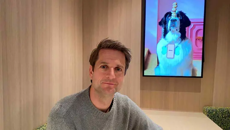 ¿Cuál es el truco de este CEO para atender todas las llamadas de sus clientes?