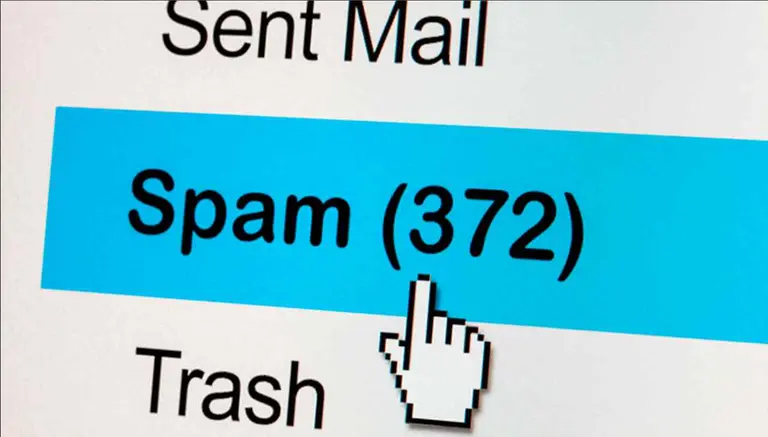 ¿Cuál es la forma más segura de eliminar el spam sin correr riesgos de phishing y malware?