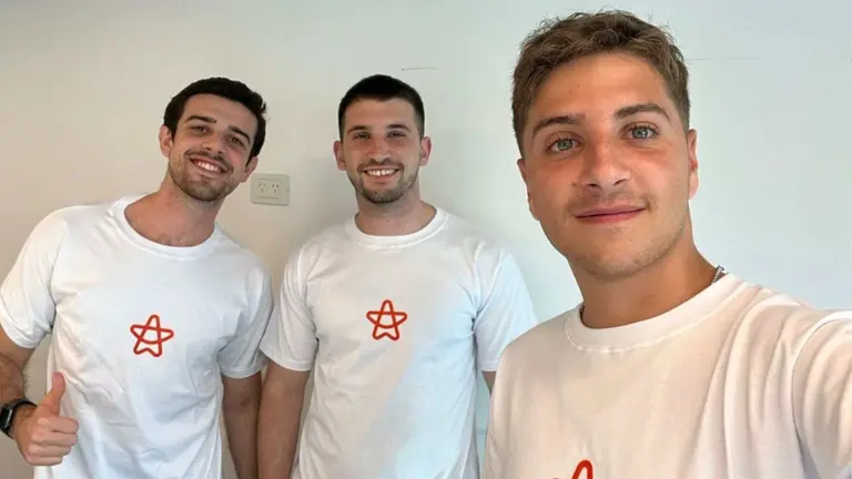 Jóvenes argentinos crearon una IA que agiliza el reclutamiento de talentos: ya levantaron u$s250 mil