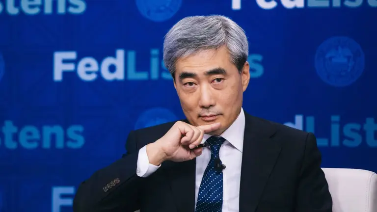 Bancos centrales destrozan al dólar cripto: advierten sobre un colapso y avanzan en un rival para USDT