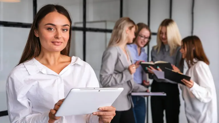 Disney abre convocatoria para sumar pasantes a su equipo en Argentina: qué perfiles busca contratar