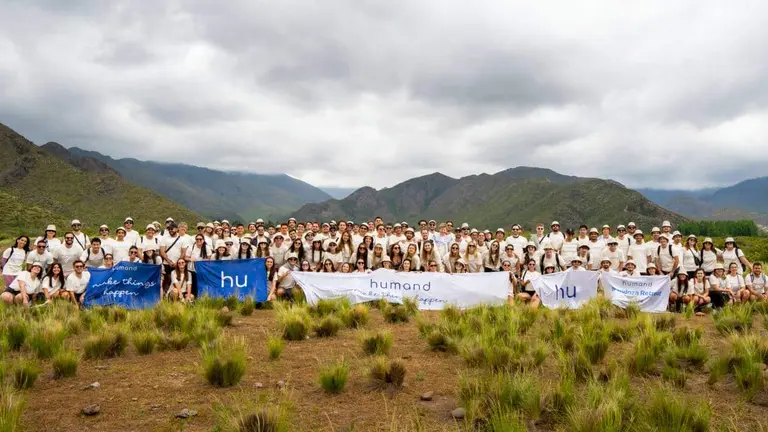 Cómo funciona el LinkedIn argentino que ya usan Techint y Swiss Medical