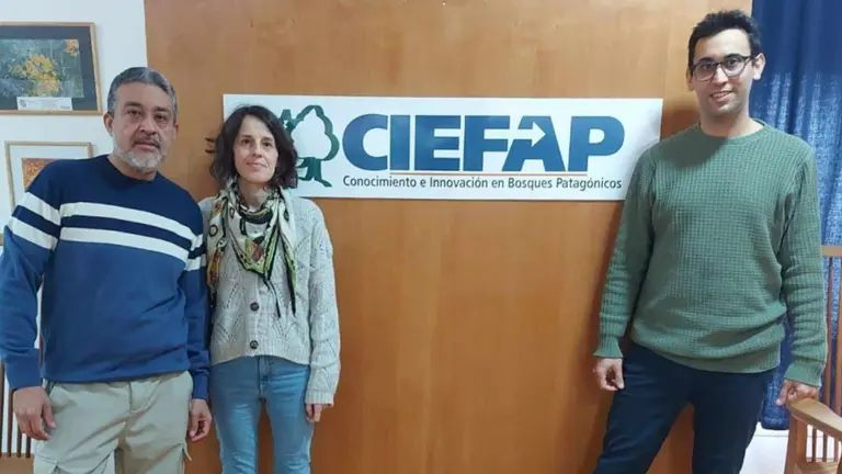 Del fondo del mar a la tierra: así es la startup que impulsa el CONICET en Chubut para reducir agroquímicos