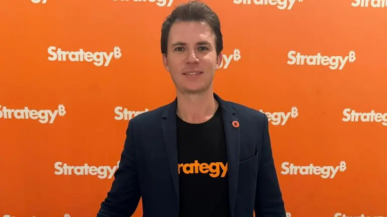 Cómo es Mosaic, la "capa de inteligencia universal" potenciada por IA que Strategy presentó en Buenos Aires